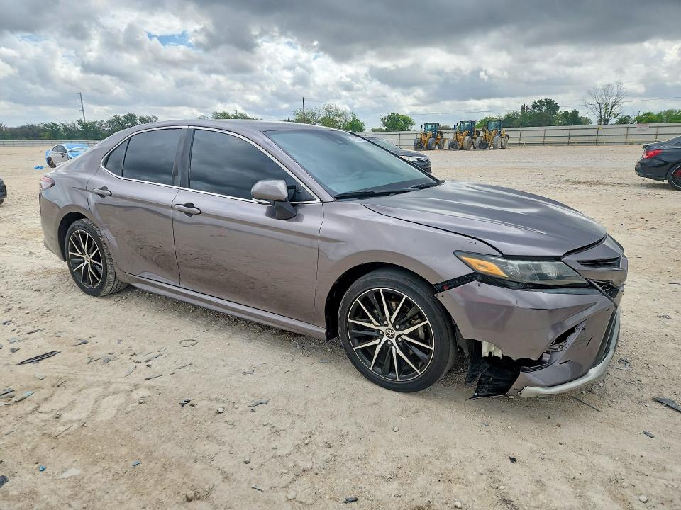 2022 Toyota Camry მანქანა იყიდება აუქციონზე, vin: 4T1G11AK3NU060755, აუქციონის ნომერი: 48538146