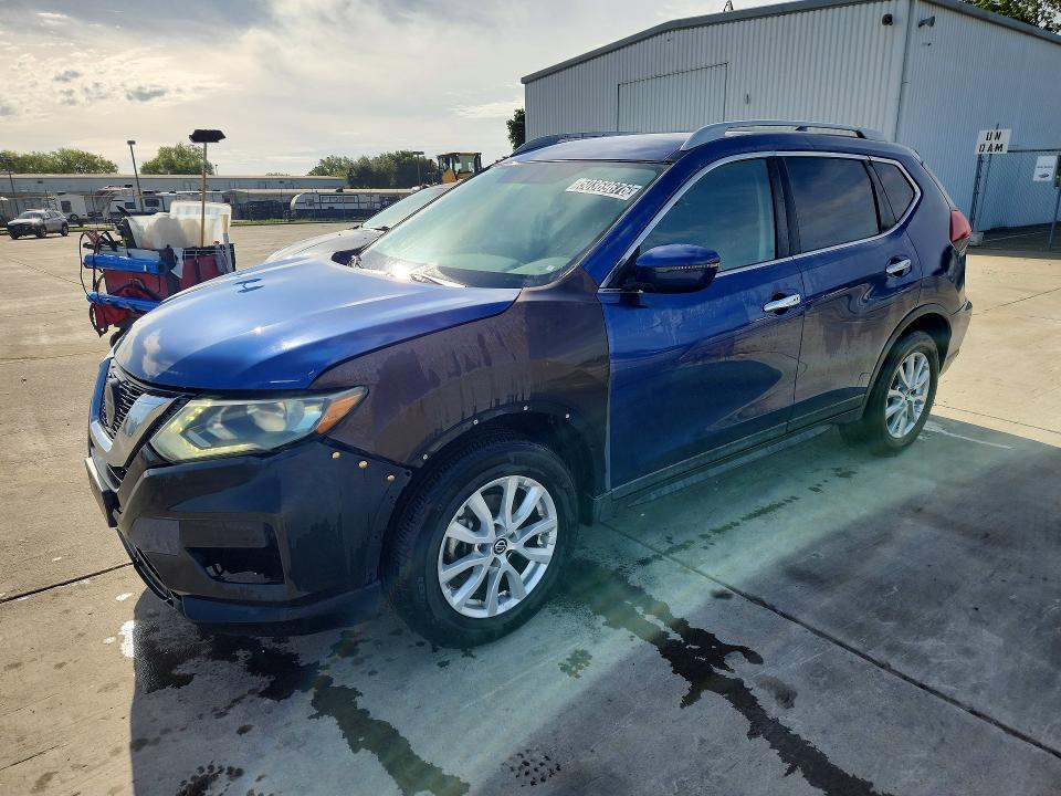 50369676 :رقم المزاد ، 5N1AT2MT9JC802554 vin ، 2018 Nissan Rogue مزاد بيع
