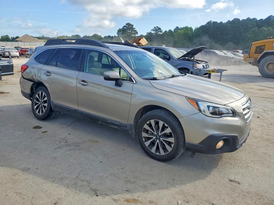 49824656 :رقم المزاد ، 4S4BSBNC8F3280996 vin ، 2015 Subaru Outback مزاد بيع