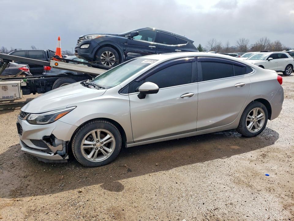 48337976 :رقم المزاد ، 1G1BE5SM0H7228714 vin ، 2017 Chevrolet Cruze مزاد بيع