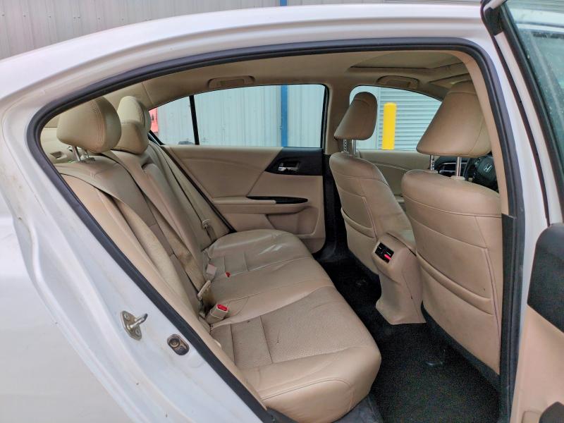49783046 :رقم المزاد ، 1HGCR3F85GA014452 vin ، 2016 Honda Accord مزاد بيع