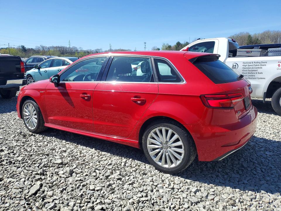 Продаж на аукціоні авто 2017 Audi A3, vin: WAUTPBFF0HA106449, номер лоту: 51314026