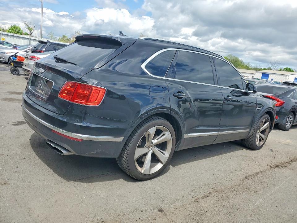 2019 Bentley Bentayga მანქანა იყიდება აუქციონზე, vin: SJAAM2ZV1KC026743, აუქციონის ნომერი: 52123166