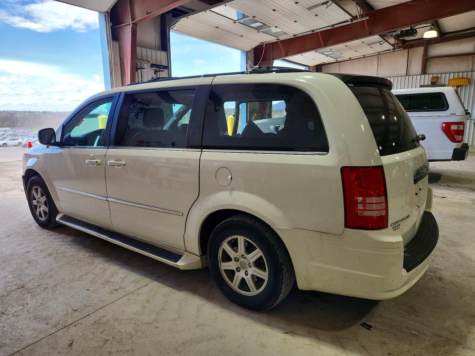 Продажа на аукционе авто 2010 Chrysler Town & Country, vin: 2A4RR8D11AR422472, номер лота: 48021476