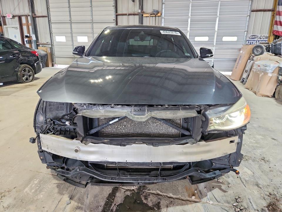 49623216 :رقم المزاد ، WBA3X5C55FD561967 vin ، 2015 Bmw 328 مزاد بيع