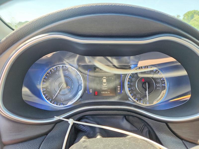 2016 Chrysler 200 მანქანა იყიდება აუქციონზე, vin: 1C3CCCAB2GN137044, აუქციონის ნომერი: 50407316