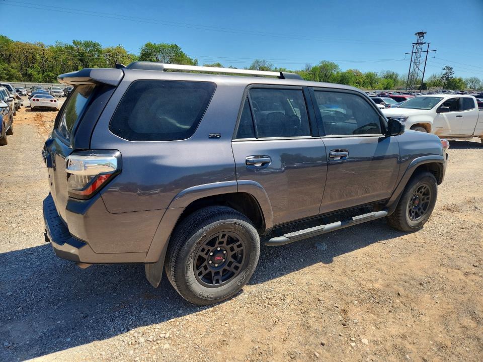 48956546 :رقم المزاد ، JTEMU5JR8M5909401 vin ، 2021 Toyota 4runner مزاد بيع