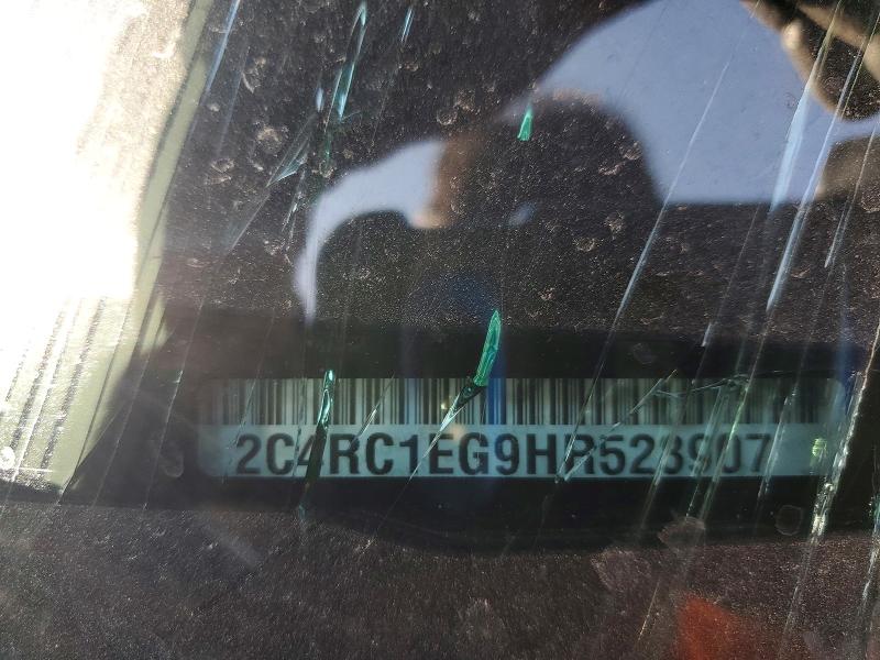 49867256 :رقم المزاد ، 2C4RC1EG9HR528907 vin ، 2017 Chrysler Pacifica مزاد بيع