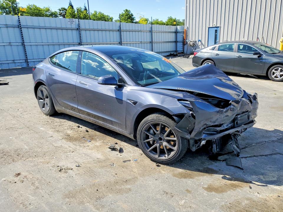 2023 Tesla Model 3 მანქანა იყიდება აუქციონზე, vin: 5YJ3E1EA4PF562937, აუქციონის ნომერი: 49686336