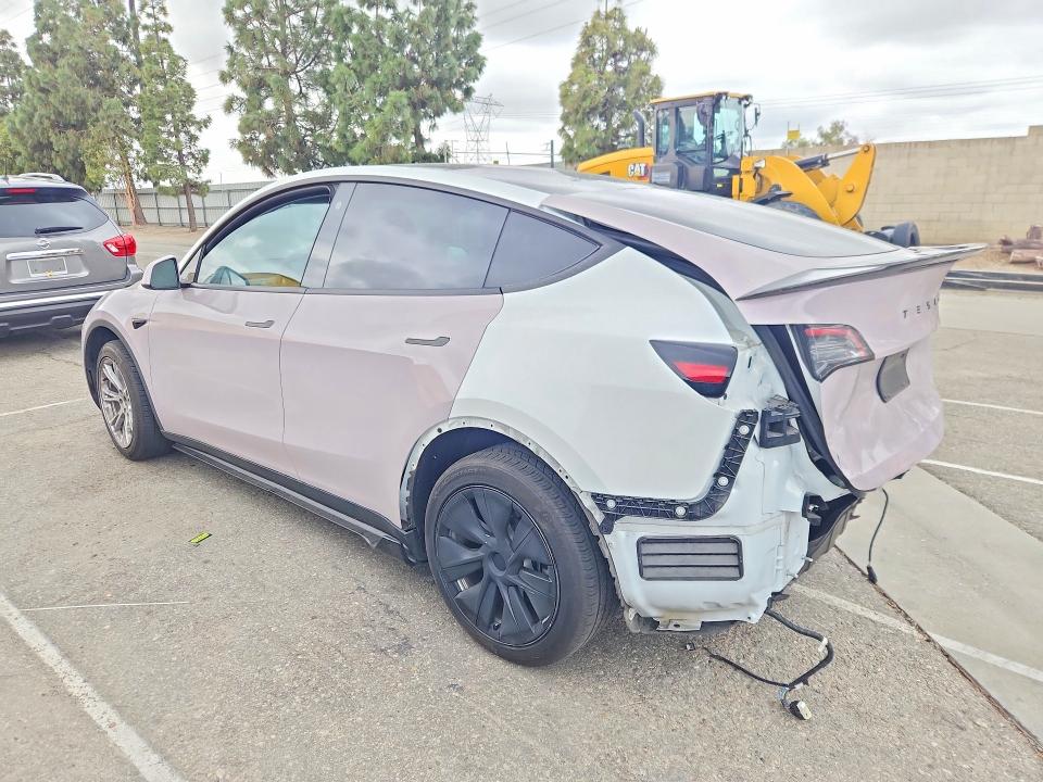 2023 Tesla Model Y მანქანა იყიდება აუქციონზე, vin: 7SAYGDEE6PA106085, აუქციონის ნომერი: 47947606