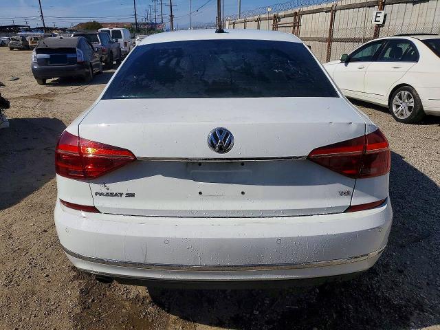 51146526 :رقم المزاد ، 1VWGT7A30HC048404 vin ، 2017 Volkswagen Passat مزاد بيع
