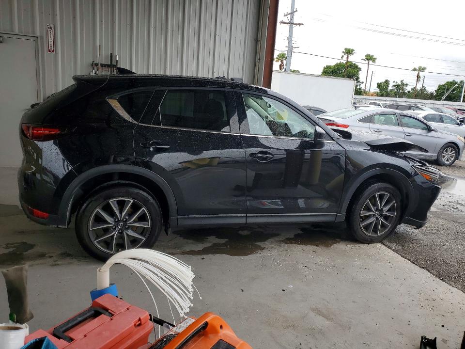 49174696 :رقم المزاد ، JM3KFBDL5H0222561 vin ، 2017 Mazda Cx-5 مزاد بيع