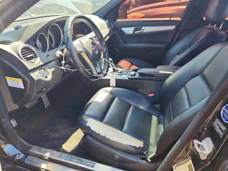 2014 Mercedes-benz C მანქანა იყიდება აუქციონზე, vin: WDDGF4HB4ER305097, აუქციონის ნომერი: 50400806