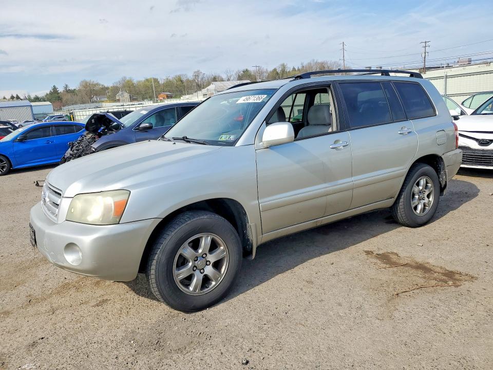 49671366 :رقم المزاد ، JTEEP21A840003315 vin ، 2004 Toyota Highlander مزاد بيع