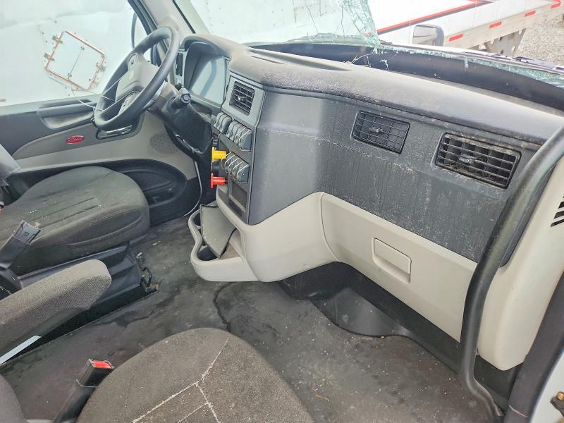 49609126 :رقم المزاد ، 1XPBD49X4SD729472 vin ، 2025 Other Automobile 579 مزاد بيع