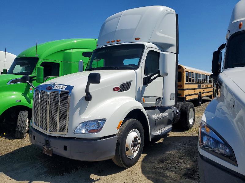 Продаж на аукціоні авто 2015 Peterbilt 579, vin: 1XPBA48X7FD299355, номер лоту: 50612786