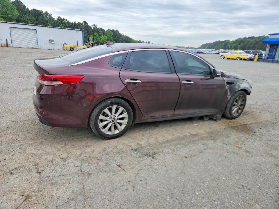 Auction sale of the 2017 Kia Optima, vin: 5XXGT4L38HG124630, lot number: 50437076