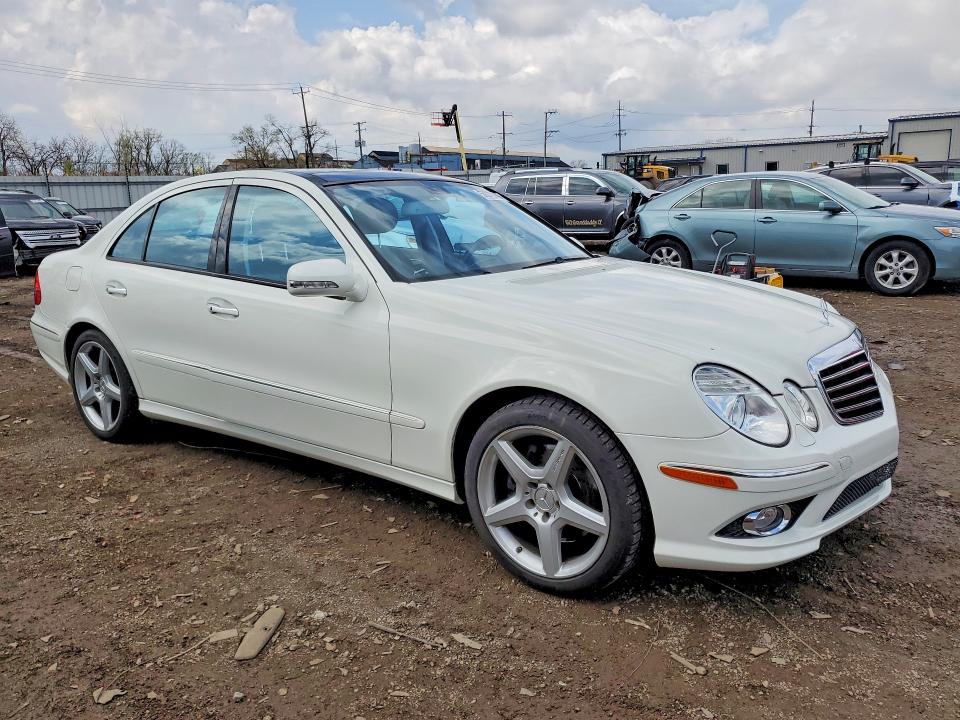50279396 :رقم المزاد ، WDBUF87X69B414062 vin ، 2009 Mercedes-benz E مزاد بيع
