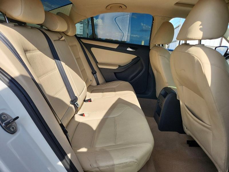 51453586 :رقم المزاد ، 3VWDZ7AJ7BM344946 vin ، 2011 Volkswagen Jetta مزاد بيع