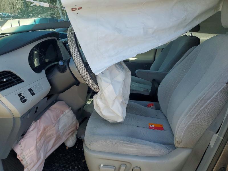 2014 Toyota Sienna მანქანა იყიდება აუქციონზე, vin: 5TDKK3DC8ES522033, აუქციონის ნომერი: 47194216