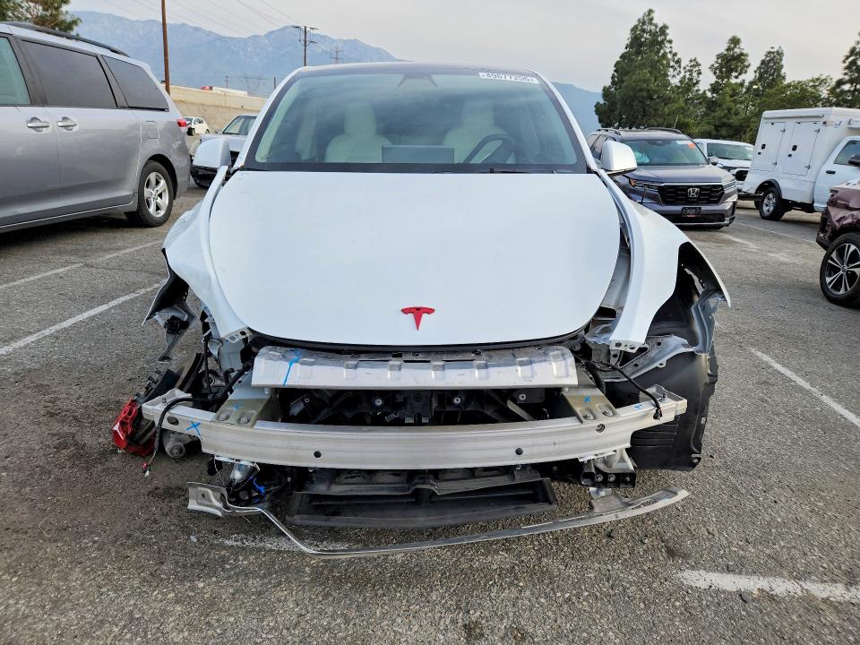 2021 Tesla Model Y მანქანა იყიდება აუქციონზე, vin: 5YJYGDEF4MF211647, აუქციონის ნომერი: 49677256