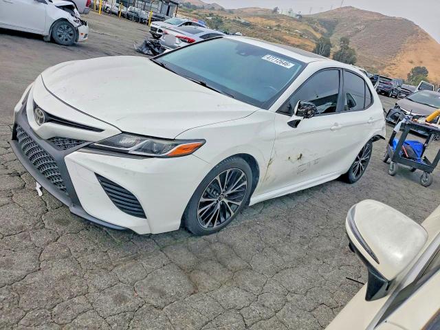 Продажа на аукционе авто 2018 Toyota Camry, vin: JTNB11HK6J3018273, номер лота: 47712646