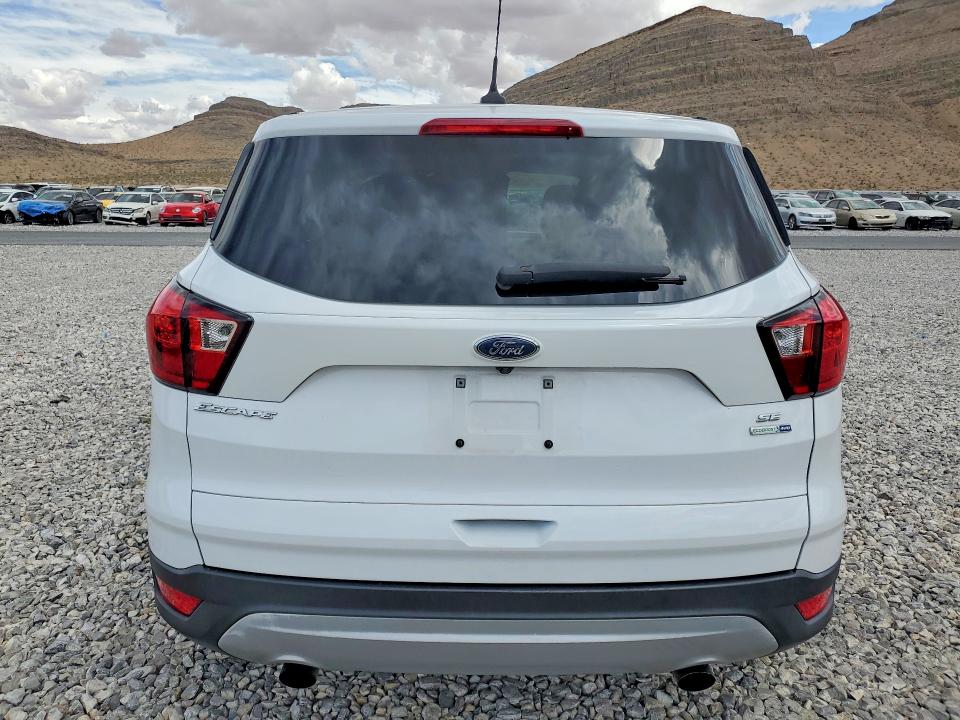 Продажа на аукционе авто 2019 Ford Escape, vin: 1FMCU9GD6KUA25636, номер лота: 49624366