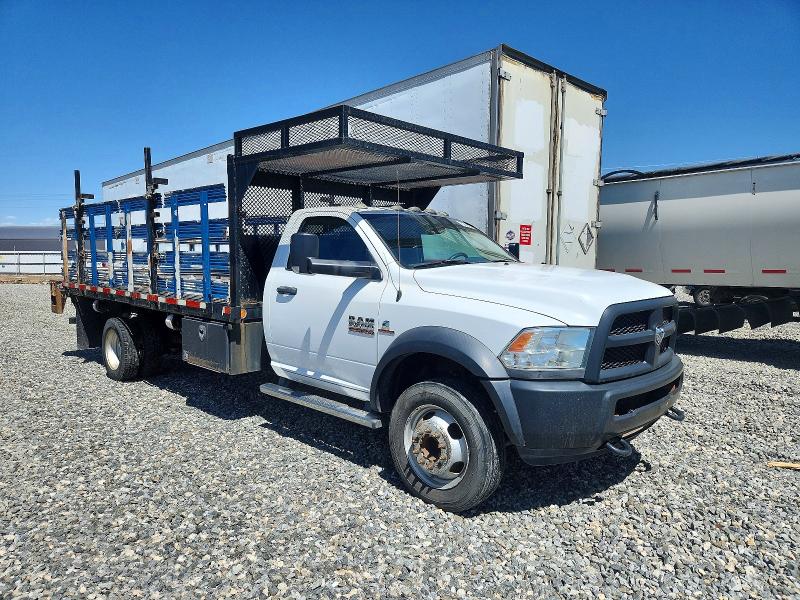 50106216 :رقم المزاد ، 3C7WRNDL0FG569472 vin ، 2015 Ram 5500 مزاد بيع