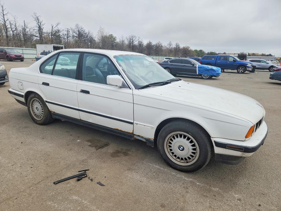 1990 Bmw 525 მანქანა იყიდება აუქციონზე, vin: WBAHC1317LBC93599, აუქციონის ნომერი: 51997596