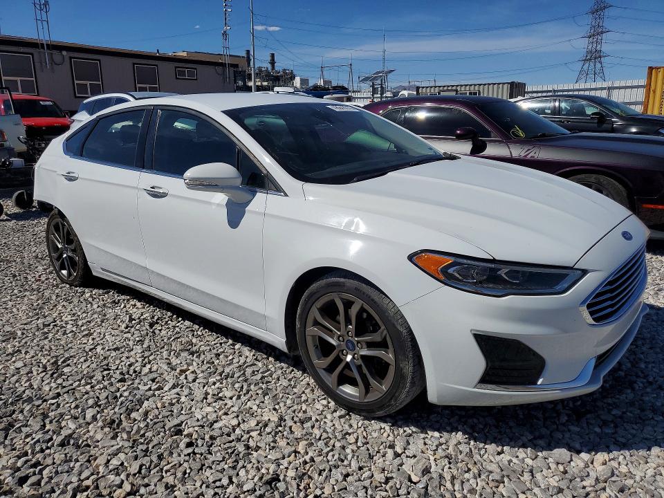 2020 Ford Fusion მანქანა იყიდება აუქციონზე, vin: 3FA6P0CD7LR130968, აუქციონის ნომერი: 48943916