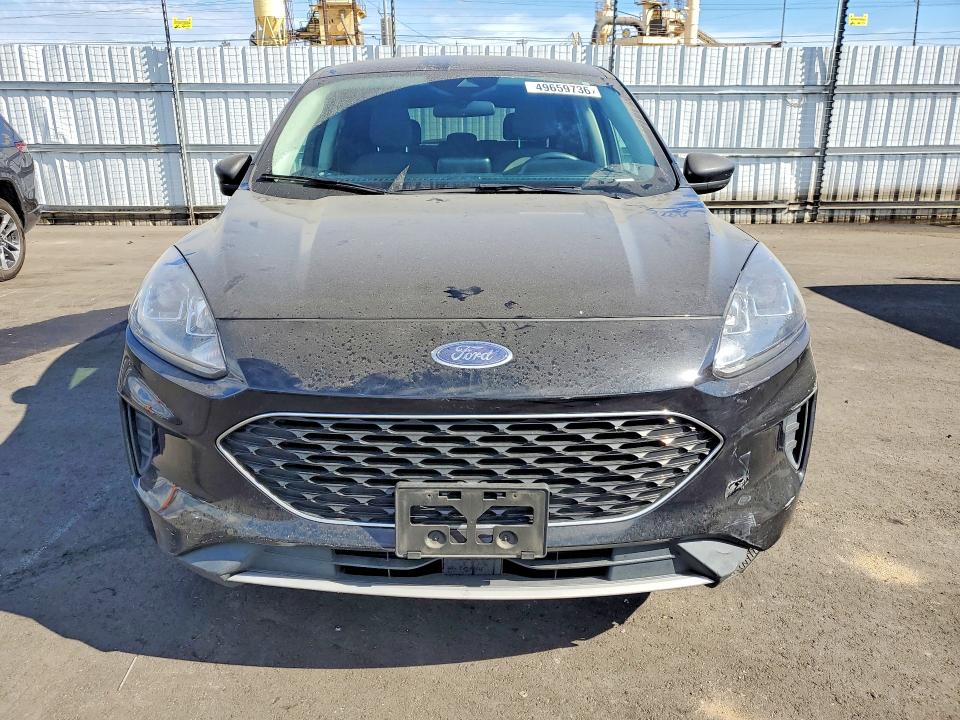 2022 Ford Escape მანქანა იყიდება აუქციონზე, vin: 1FMCU0G63NUC01883, აუქციონის ნომერი: 49659736