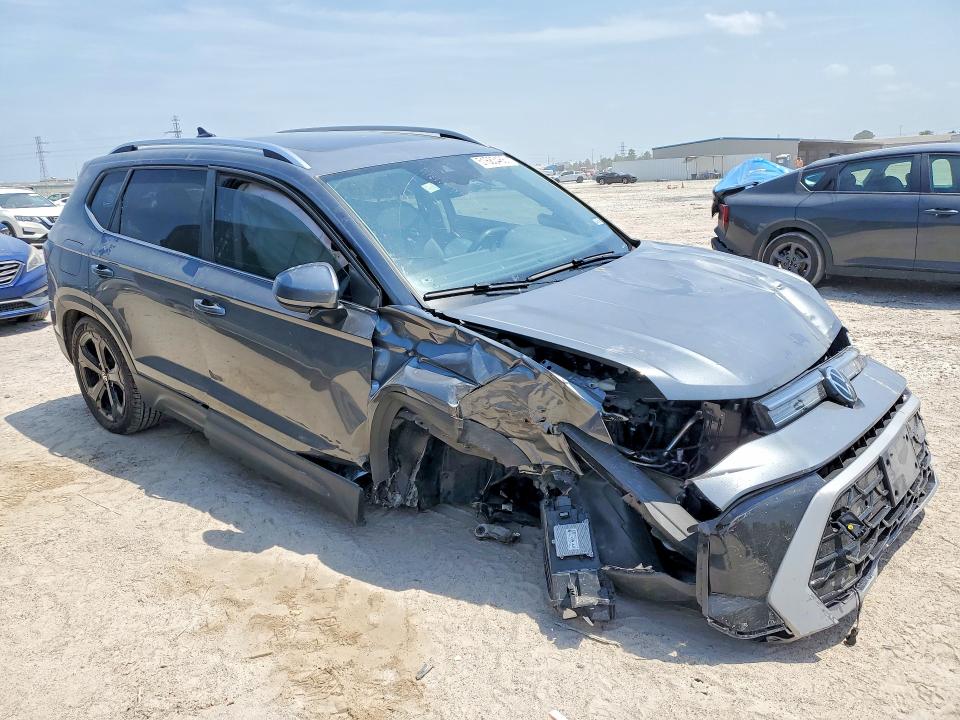 51683466 :رقم المزاد ، 3VV4C7B23SM008224 vin ، 2025 Volkswagen Taos مزاد بيع