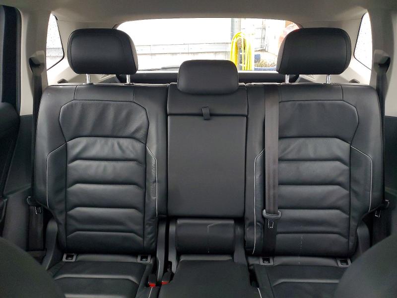 2018 Volkswagen Tiguan მანქანა იყიდება აუქციონზე, vin: 3VV4B7AX5JM075311, აუქციონის ნომერი: 41636216