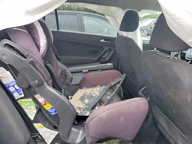 49556346 :رقم المزاد ، 3VV2B7AXXMM077258 vin ، 2021 Volkswagen Tiguan مزاد بيع