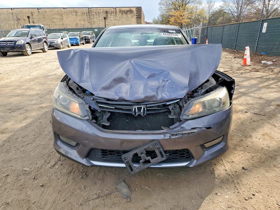 2015 Honda Accord მანქანა იყიდება აუქციონზე, vin: 1HGCR2F55FA269617, აუქციონის ნომერი: 48402246