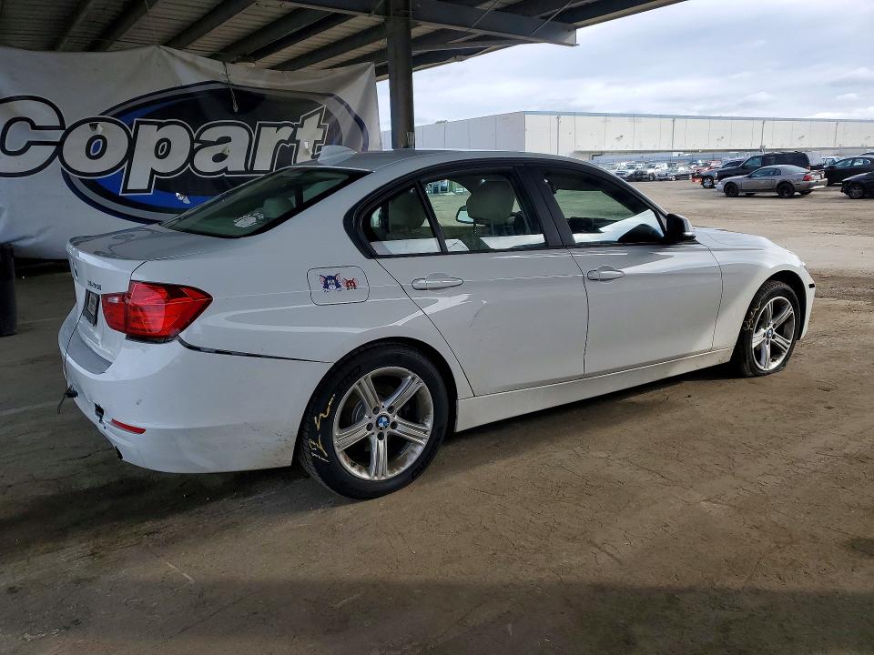 Продажа на аукционе авто 2015 Bmw 320, vin: WBA3B1C57FK136110, номер лота: 50100906