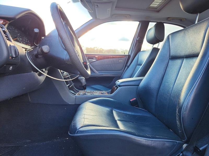 2001 Mercedes Benz E-class მანქანა იყიდება აუქციონზე, vin: WDBJF82J81X045086, აუქციონის ნომერი: 50523186