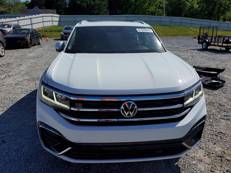 2021 Volkswagen Atlas Cross Sport მანქანა იყიდება აუქციონზე, vin: 1V2CE2CA0MC205822, აუქციონის ნომერი: 51349076