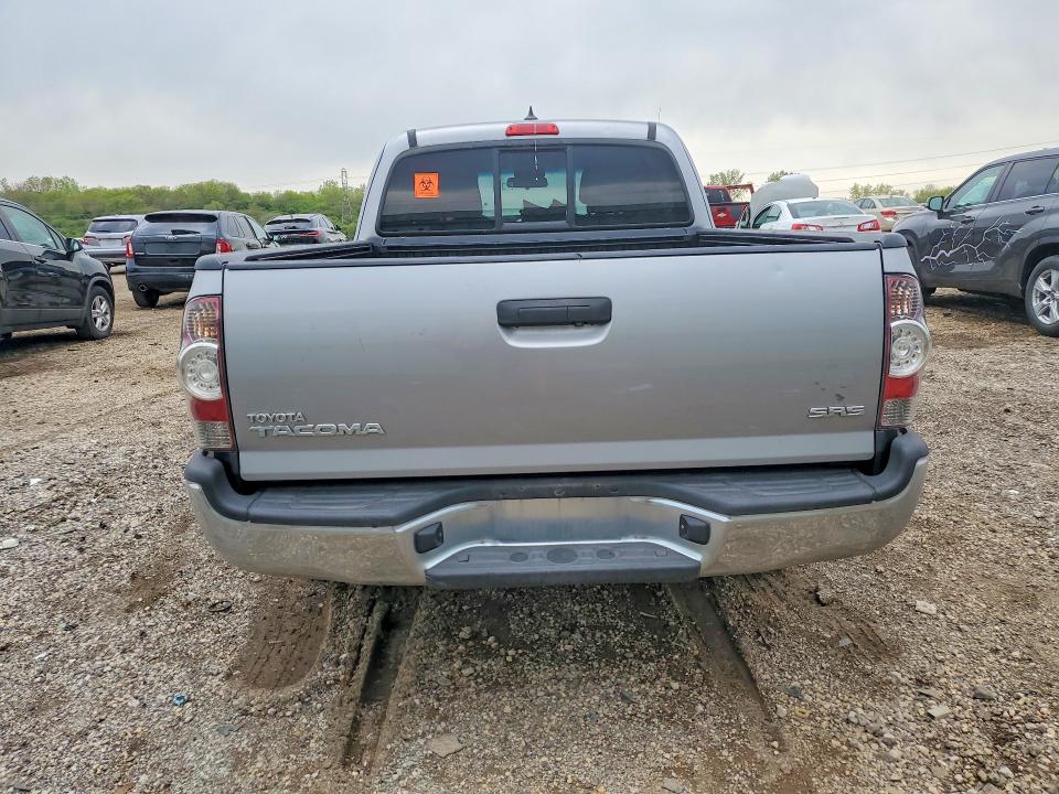51549096 :رقم المزاد ، 5TFTX4CN7FX068304 vin ، 2015 Toyota Tacoma مزاد بيع