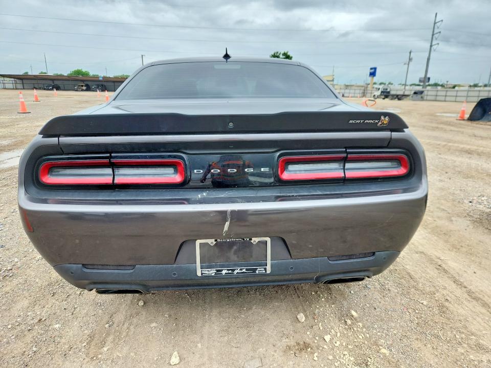 48697566 :رقم المزاد ، 2C3CDZFJ6MH663892 vin ، 2021 Dodge Challenger مزاد بيع