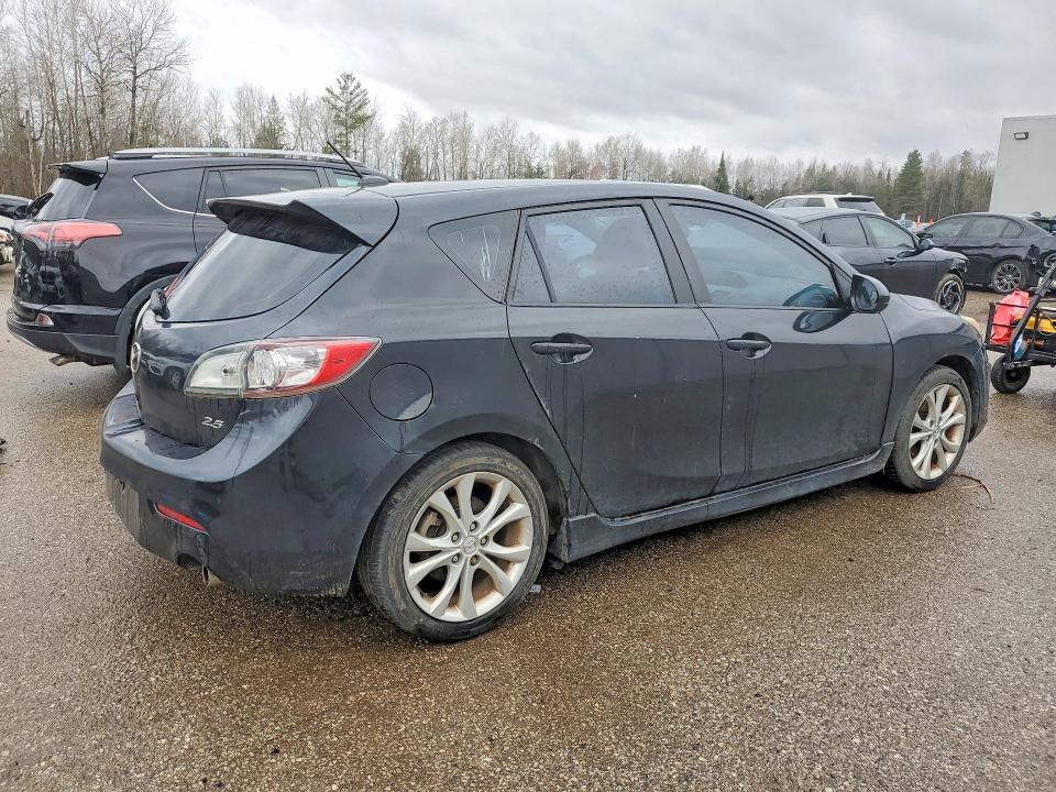 49451566 :رقم المزاد ، JM1BL1M51B1380054 vin ، 2011 Mazda 3 مزاد بيع
