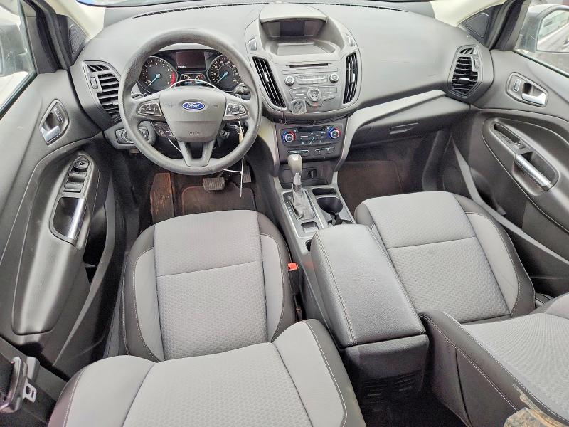 2017 Ford Escape მანქანა იყიდება აუქციონზე, vin: 1FMCU9GD6HUE39542, აუქციონის ნომერი: 49939186