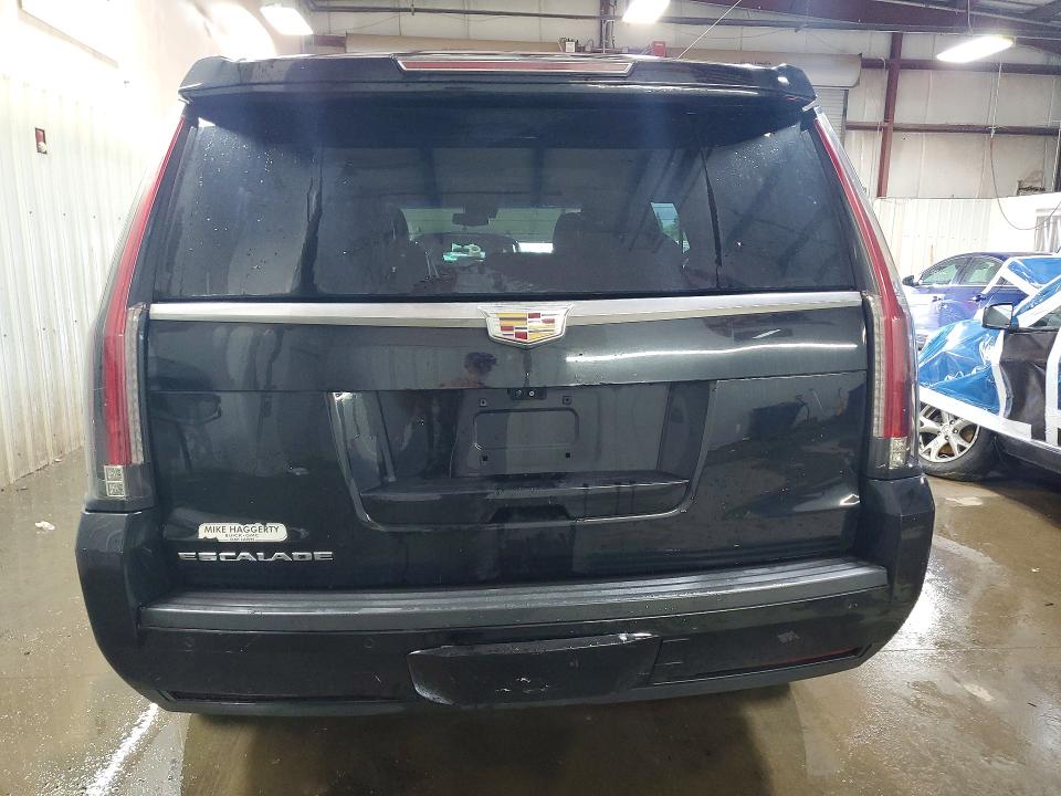 Продажа на аукционе авто 2017 Cadillac Escalade, vin: 1GYS4BKJ4HR350604, номер лота: 51602376