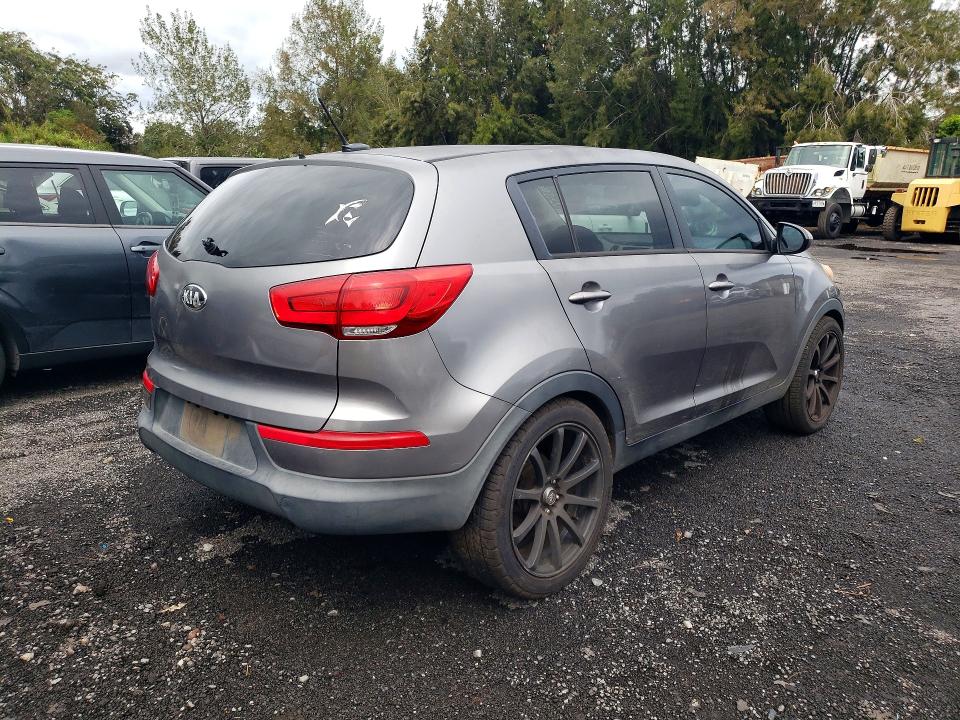 Продажа на аукционе авто 2016 Kia Sportage, vin: KNDPBCAC1G7873969, номер лота: 49672546