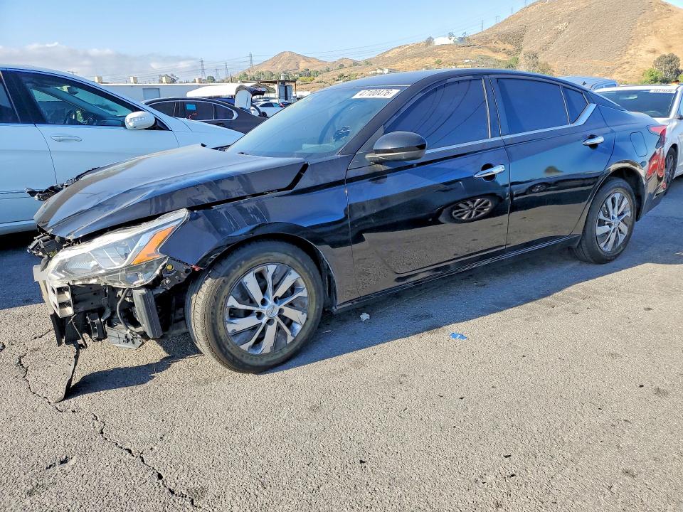 47100476 :رقم المزاد ، 1N4BL4BV5LC255090 vin ، 2020 Nissan Altima مزاد بيع