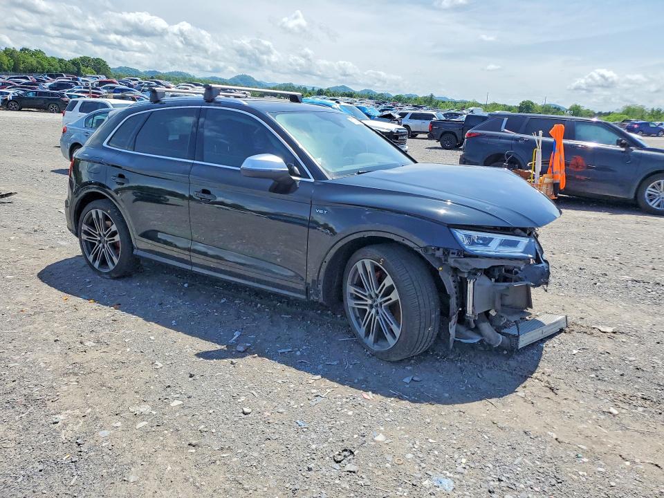 51709986 :رقم المزاد ، WA1C4AFY5J2141084 vin ، 2018 Audi Sq5 مزاد بيع