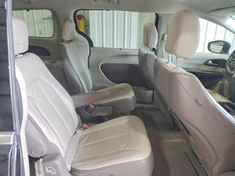 49084876 :رقم المزاد ، 2C4RC1BG6JR312362 vin ، 2018 Chrysler Pacifica مزاد بيع