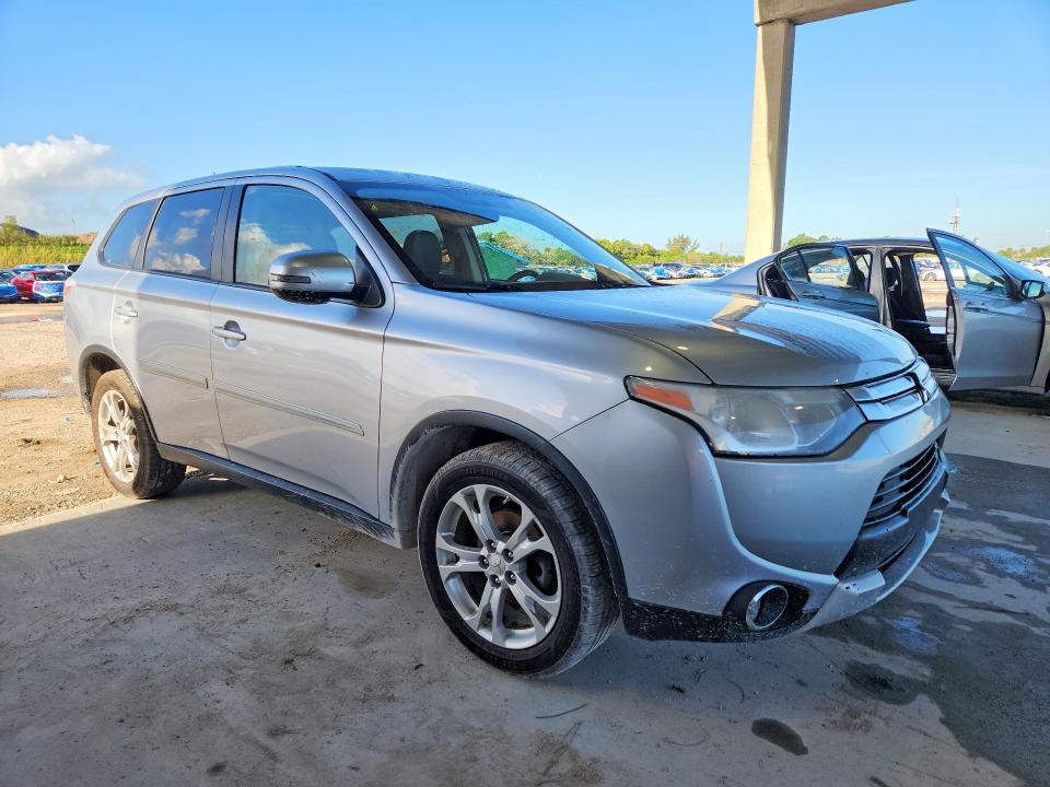 Продаж на аукціоні авто 2015 Mitsubishi Outlander, vin: JA4AZ3A32FZ010726, номер лоту: 48941116