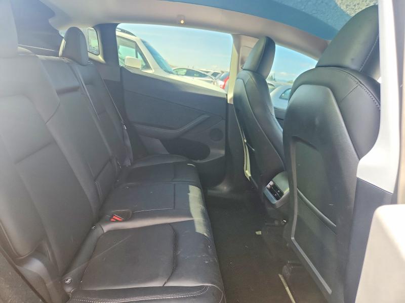 2024 Tesla Model Y მანქანა იყიდება აუქციონზე, vin: 7SAYGDEE4RF185889, აუქციონის ნომერი: 51182586