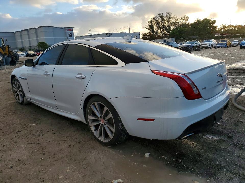Продаж на аукціоні авто 2016 Jaguar Xj, vin: SAJWA1C74G8W01849, номер лоту: 49472546